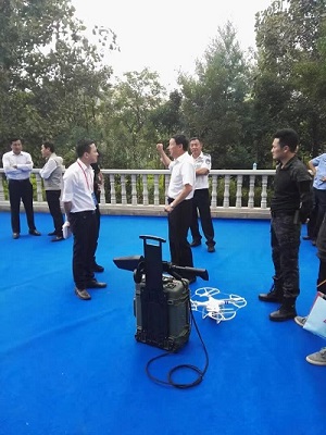 图片关键词 云南省公安厅胡副厅长对永信贵宾会217科技无人机滋扰器提出贵重定见